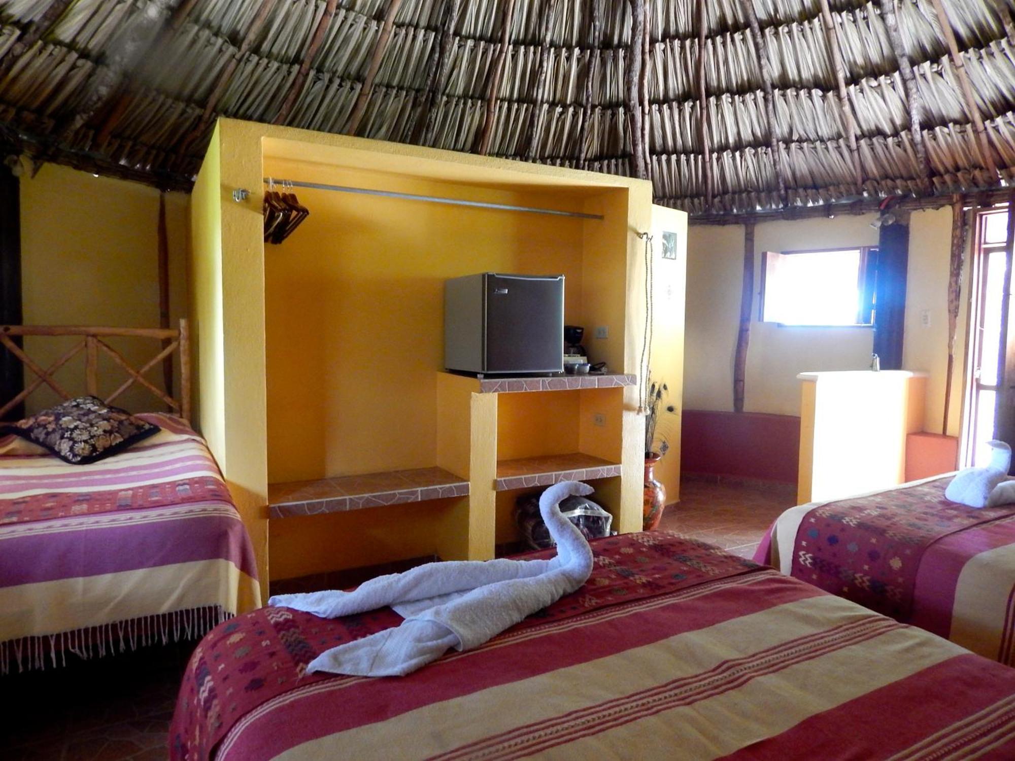 The Pickled Onion B&B And Restaurant Uxmal Santa Elena Rom bilde